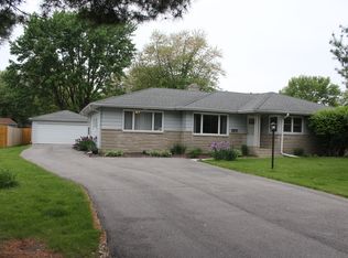 3301 Caroline Dr, Joliet, IL