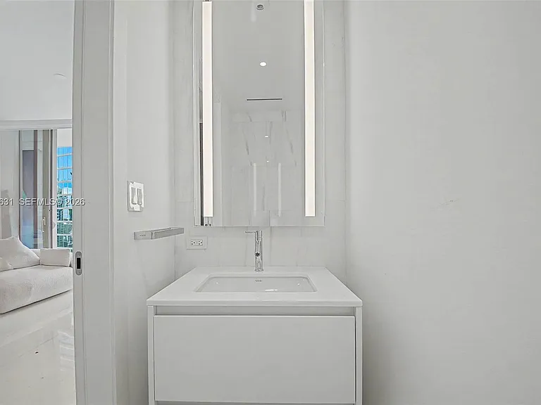 300 Biscayne Boulevard Way #2808 — Photo 13