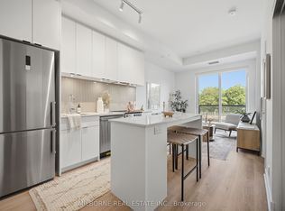 1660 Bloor St W #216, Toronto, ON M6P 1A9