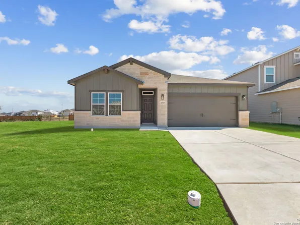 16510 Red Pine, Elmendorf, TX 78112