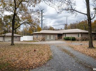 1718 Russell Rd, West Frankfort, IL 62896