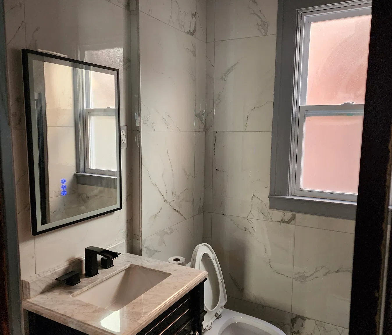 3 bed, 2576 sqft, $1,600 — Photo 2