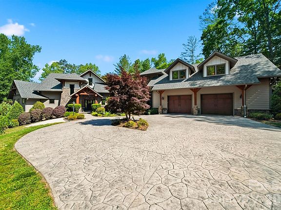4th image of 308 Riverwalk Dr