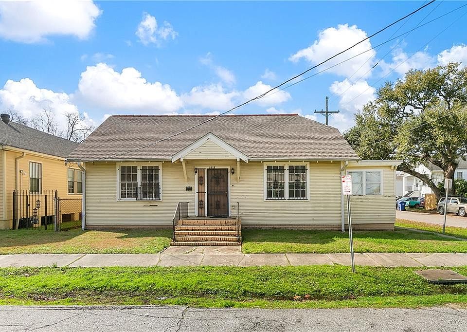 1st image of 2628 Castiglione St