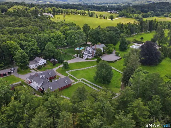 433 Wrights Crossing Road, Pomfret, CT 06259