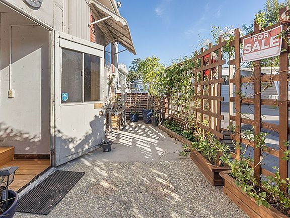 3rd image of 4849 Peck Rd Spc 39