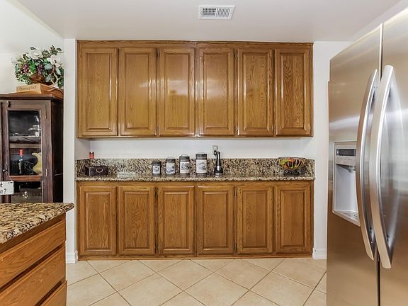 3rd image of 375 Medea Creek Ln