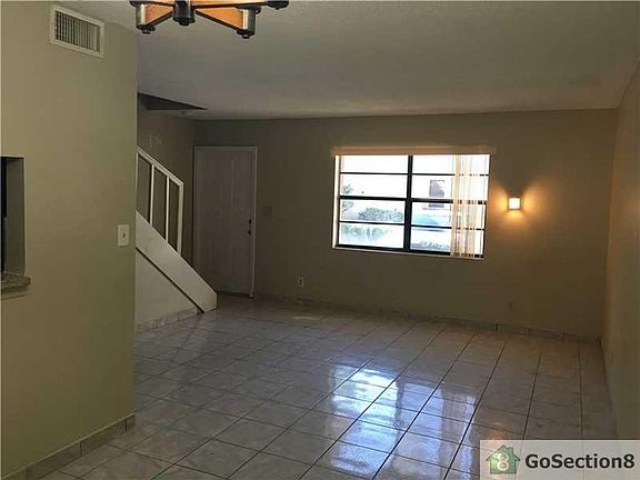3rd image of 11614 NW 35th Ct