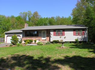 170 Willow St, Cheshire, CT 06410