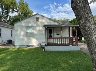 1508 NW Jackson St, Topeka, KS 66608