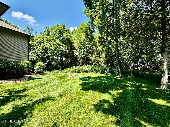 5th image of 232 Mialaquo Cir