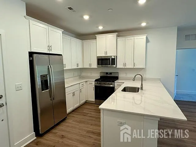 29104 Radford Ct — Photo 3