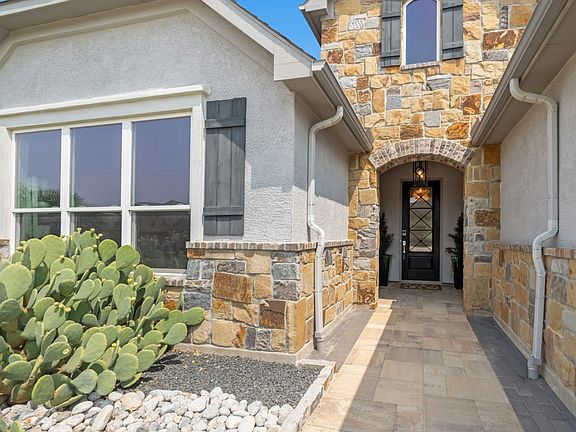 4th image of 12424 Blue Granite Dr