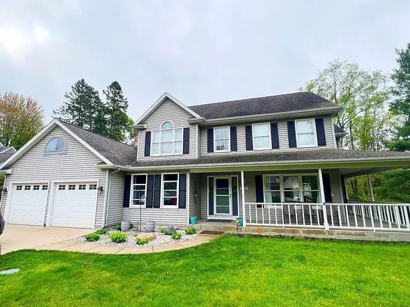 9220 Cotters Ridge Rd, Richland, MI 49083
