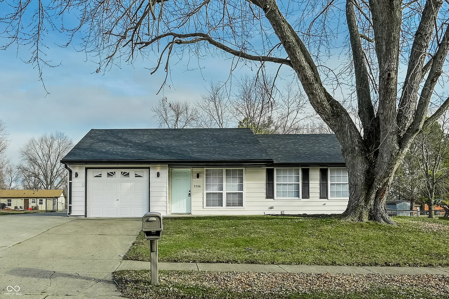 5706 Northport Dr photo 1