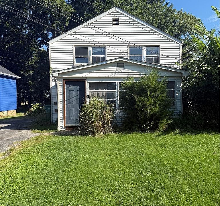 1st image of 14113 Maple Ave