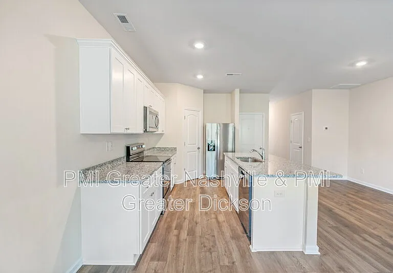 305 Masters Way — Photo 25