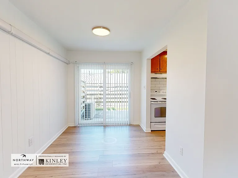 Meadowood Apartments — Photo 38