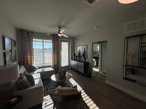 Hunter Rd, San Marcos — Photo 2