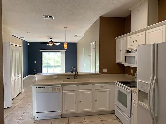 4th image of 13054 Social Ln