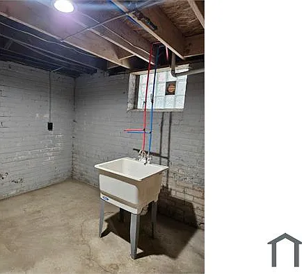 5533 Sheridan St — Photo 3