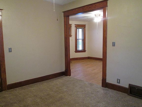 3rd image of 2601 Sacramento St