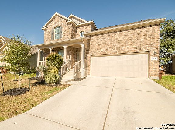 2nd image of 1226 Stable Glen Dr