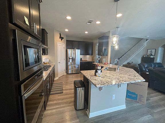 3rd image of 4785 Sandy Creek Dr