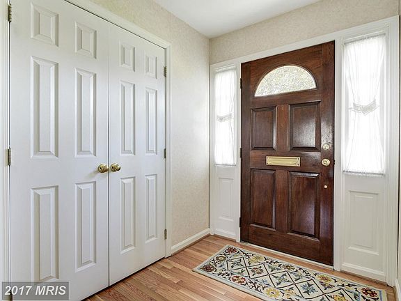 4th image of 14017 Castaway Dr