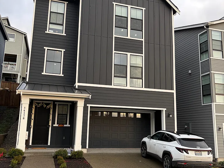 14176 268th Ln NE — Photo 1