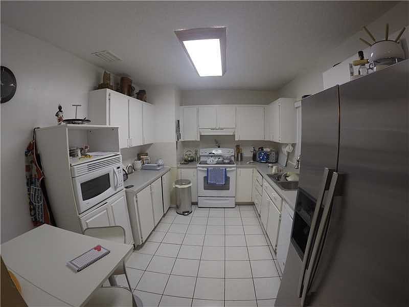 2nd image of 10905 NW 27th Pl