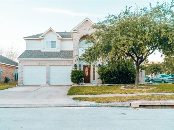 931 N Bright Dr, Houston, TX 77073