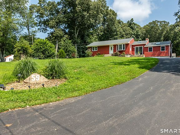 2nd image of 59 Wawecus Hill Road