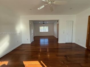 7207 Bay Dr #30, Miami Beach, FL 33141