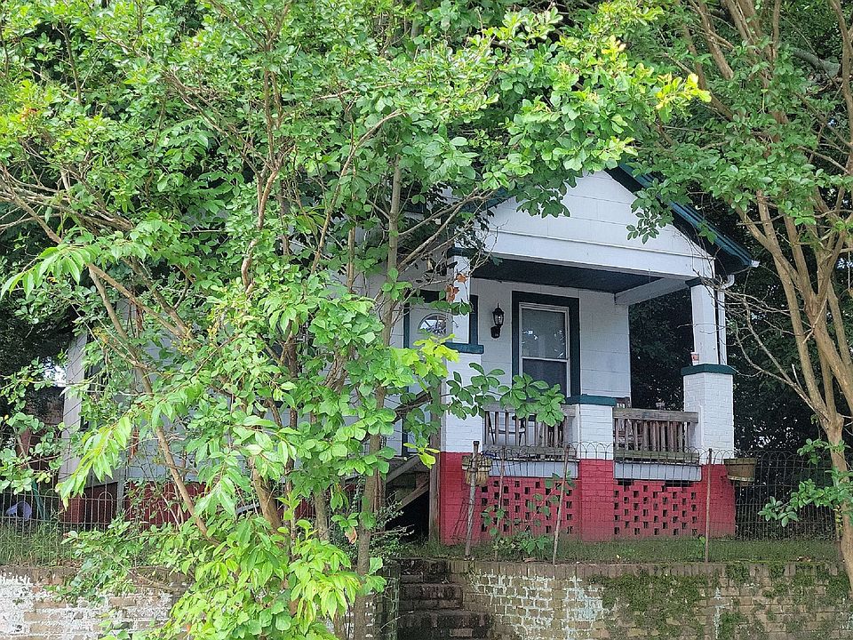 1st image of 3405 Rosewood Ave