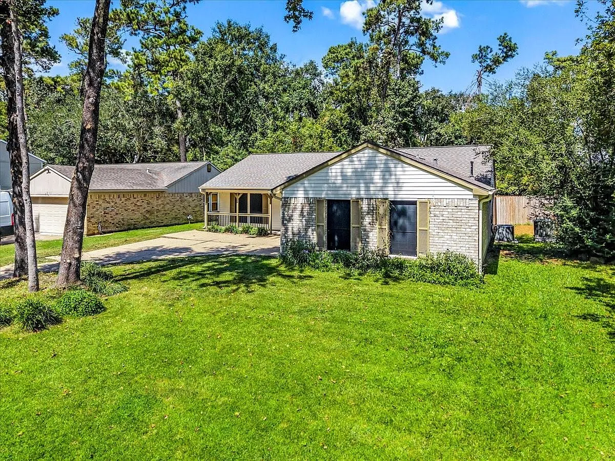 3 bed, 2.0 bath, 1728 sqft, $2,000 — Photo 1