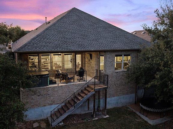 3rd image of 5613 Gunnison Turn Rd