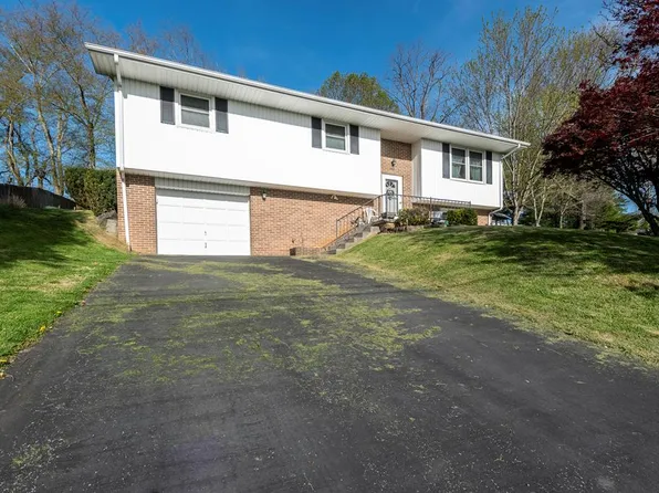 778 Edwynne Dr, Marion, VA 24354