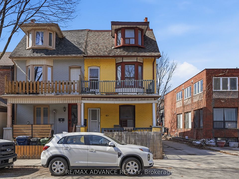 1st image of 82A Augusta Ave