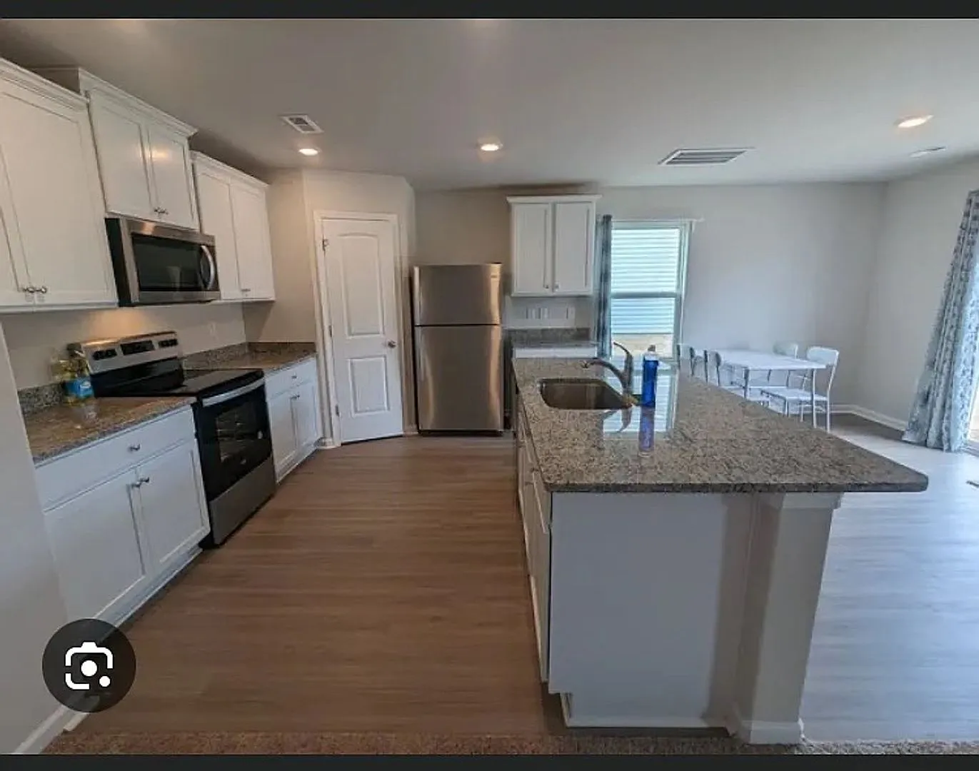 Room in 4 Bedroom Home at Nia Rd — Photo 3