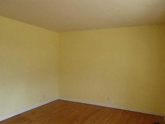 5th image of 504 Woodland Dr
