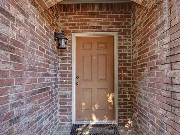 4th image of 7429 Candler Dr