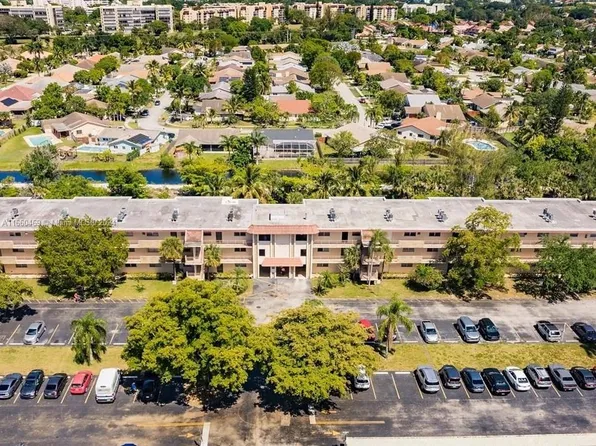 3900 NW 76th Ave APT 205, Sunrise, FL 33351