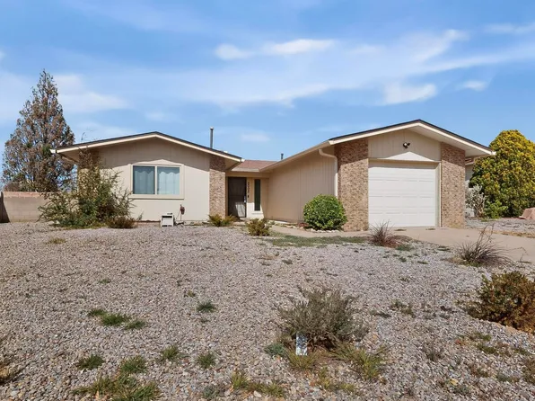 5005 Goldenthread Dr NE, Albuquerque, NM 87113