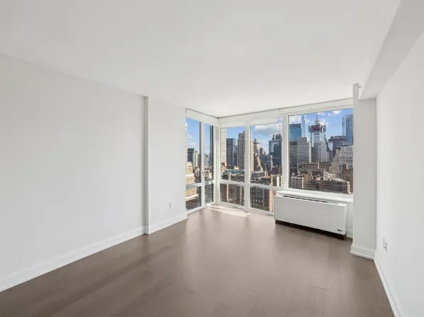 125 W 31st St, New York, NY
