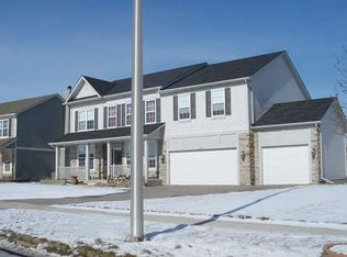 1369 Flagstone Dr, Dyer, IN 46311