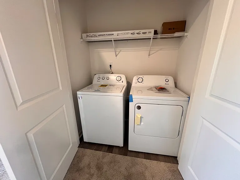 Unit Photo