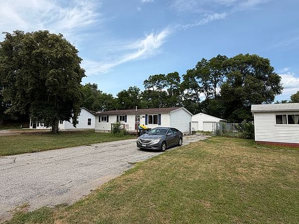 70 E Washington Ave