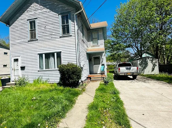 34 Pine St, Waverly, NY 14892