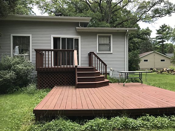 4th image of N1321 W Lake Shore Dr